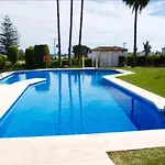 Casa ' Izzy ' Tatil Evi